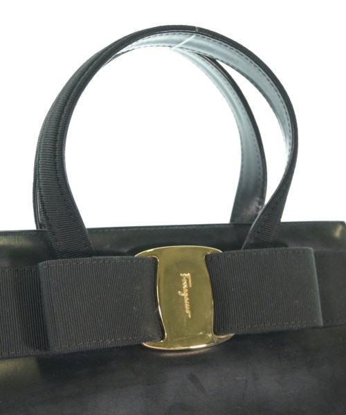 Salvatore Ferragamo（サルバトーレフェラガモ）ハンドバッグ 黒 サイズ:- レディース/2200669729061
