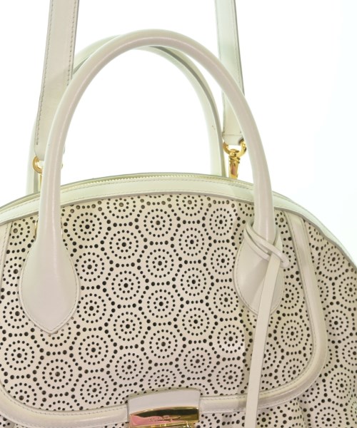 Salvatore Ferragamo（サルバトーレフェラガモ）ハンドバッグ 白 サイズ:- レディース/2200669729078