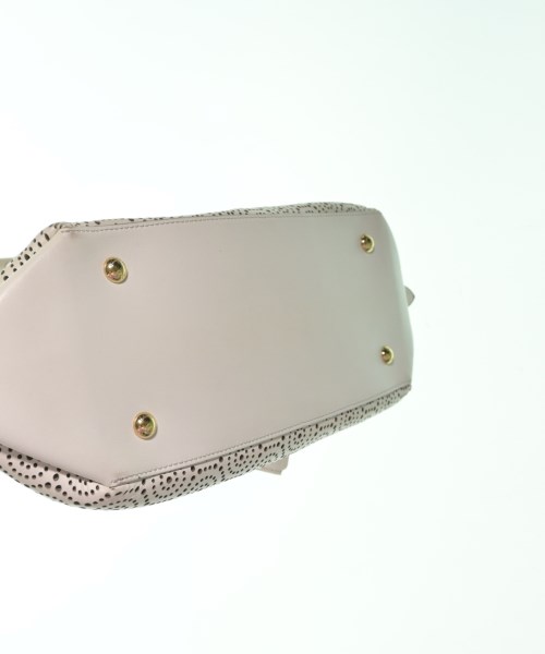 Salvatore Ferragamo（サルバトーレフェラガモ）ハンドバッグ 白 サイズ:- レディース/2200669729078