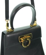 Salvatore Ferragamo（サルバトーレフェラガモ）ハンドバッグ 黒 サイズ:- レディース/2200669729139