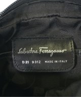 Salvatore Ferragamo（サルバトーレフェラガモ）ショルダーバッグ 黒 サイズ:- レディース/2200667229259