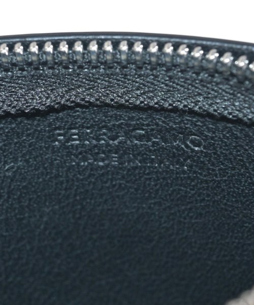 Salvatore Ferragamo（サルバトーレフェラガモ）ポーチ 黒 サイズ:- レディース/2200672052095