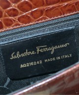 Salvatore Ferragamo（サルバトーレフェラガモ）ショルダーバッグ 茶 サイズ:- レディース/2200672256172