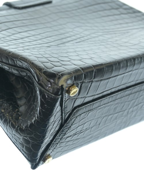 Salvatore Ferragamo（サルバトーレフェラガモ）ハンドバッグ 黒 サイズ:- レディース/2200672256288