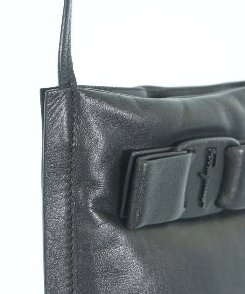 Salvatore Ferragamo（サルバトーレフェラガモ）ショルダーバッグ 黒 サイズ:- レディース/2200719902246