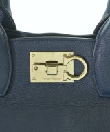 Salvatore Ferragamo（サルバトーレフェラガモ）ハンドバッグ 紺 サイズ:- レディース/2200719902390
