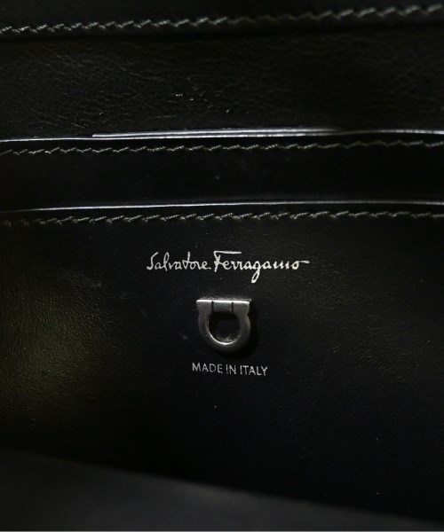 Salvatore Ferragamo（サルバトーレフェラガモ）ハンドバッグ シルバー サイズ:- レディース/2200719903281