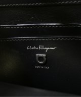 Salvatore Ferragamo（サルバトーレフェラガモ）ハンドバッグ シルバー サイズ:- レディース/2200719903281