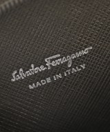 Salvatore Ferragamo（サルバトーレフェラガモ）財布・コインケース カーキ サイズ:- レディース/2200719903878