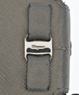 Salvatore Ferragamo（サルバトーレフェラガモ）財布・コインケース カーキ サイズ:- レディース/2200719903878