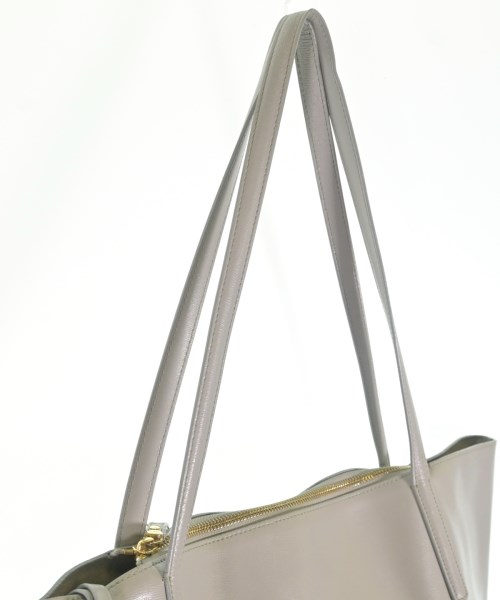 Salvatore Ferragamo（サルバトーレフェラガモ）トートバッグ グレー サイズ:- レディース/2200719903984