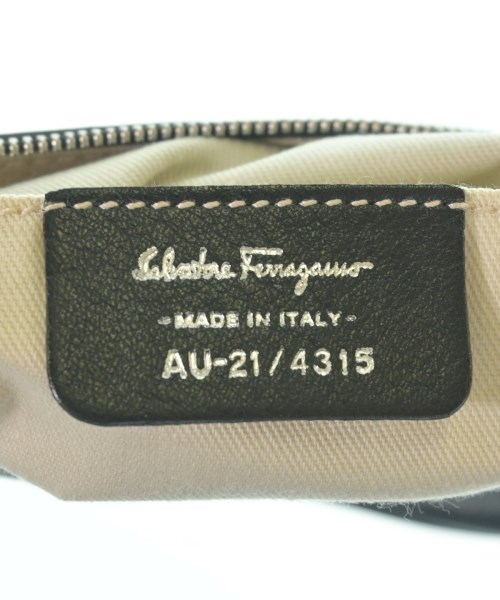 Salvatore Ferragamo（サルバトーレフェラガモ）ショルダーバッグ 黒 サイズ:- レディース/2200719904066