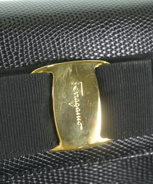 Salvatore Ferragamo（サルバトーレフェラガモ）ショルダーバッグ 黒 サイズ:- レディース/2200720483017