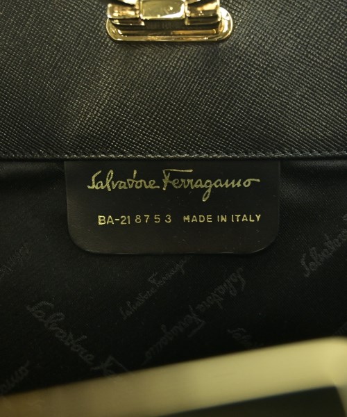 Salvatore Ferragamo（サルバトーレフェラガモ）ショルダーバッグ 黒 サイズ:- レディース/2200720483024