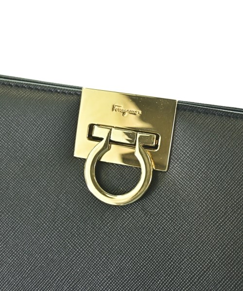 Salvatore Ferragamo（サルバトーレフェラガモ）ショルダーバッグ 黒 サイズ:- レディース/2200720483024