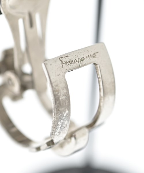 Salvatore Ferragamo（サルバトーレフェラガモ）ピアス・イヤリング シルバー サイズ:- レディース/2200720483260