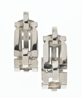 Salvatore Ferragamo（サルバトーレフェラガモ）ピアス・イヤリング シルバー サイズ:- レディース/2200720483260