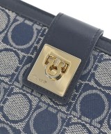 Salvatore Ferragamo（サルバトーレフェラガモ）財布・コインケース 紺 サイズ:- レディース/2200720483444