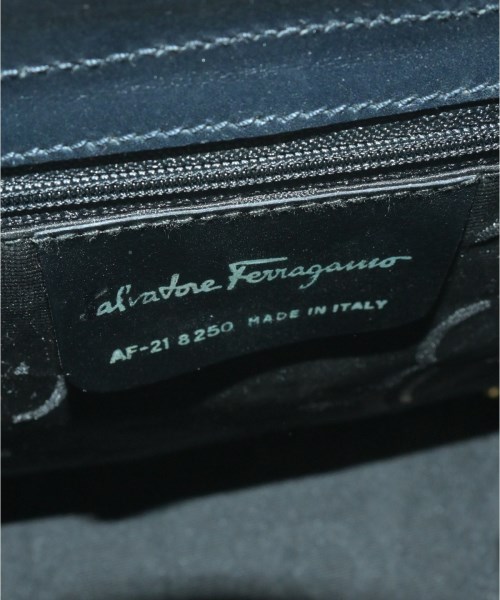 Salvatore Ferragamo（サルバトーレフェラガモ）ショルダーバッグ 黒 サイズ:- レディース/2200720483789