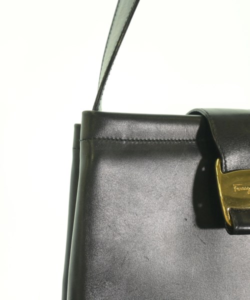 Salvatore Ferragamo（サルバトーレフェラガモ）ショルダーバッグ 黒 サイズ:- レディース/2200720483789