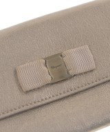 Salvatore Ferragamo（サルバトーレフェラガモ）財布・コインケース ベージュ サイズ:- レディース/2200720484304