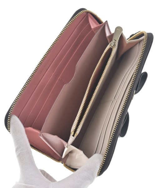 Salvatore Ferragamo（サルバトーレフェラガモ）財布・コインケース 茶 サイズ:- レディース/2200722007310
