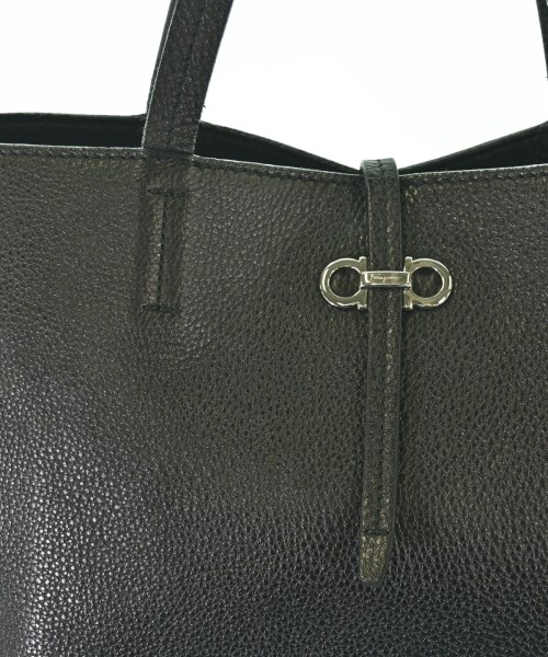 Salvatore Ferragamo（サルバトーレフェラガモ）トートバッグ 黒 サイズ:- レディース/2200722178270