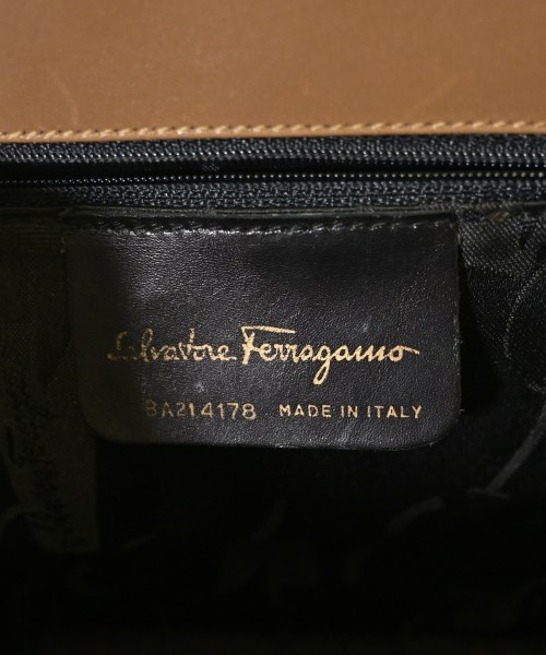 Salvatore Ferragamo（サルバトーレフェラガモ）ハンドバッグ 茶 サイズ:- レディース/2200722179437