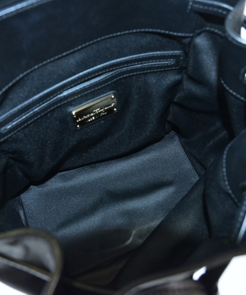 Salvatore Ferragamo（サルバトーレフェラガモ）バックパック・リュック 黒 サイズ:- レディース/2200722179543
