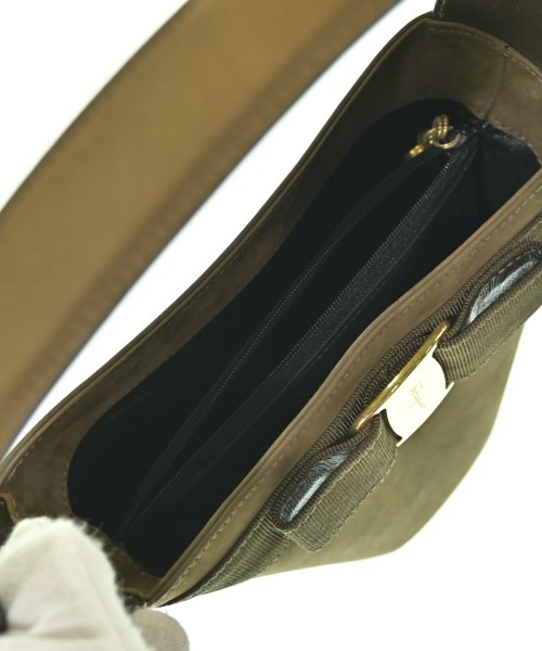 Salvatore Ferragamo（サルバトーレフェラガモ）ハンドバッグ カーキ サイズ:- レディース/2200722179895