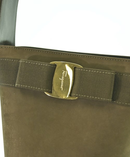 Salvatore Ferragamo（サルバトーレフェラガモ）ハンドバッグ カーキ サイズ:- レディース/2200722179895