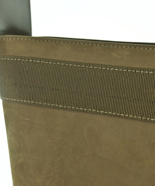 Salvatore Ferragamo（サルバトーレフェラガモ）ハンドバッグ カーキ サイズ:- レディース/2200722179895