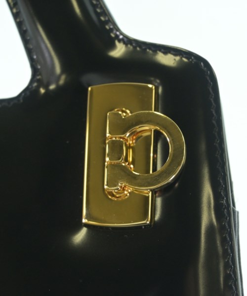 Salvatore Ferragamo（サルバトーレフェラガモ）ショルダーバッグ 黒 サイズ:- レディース/2200724273034