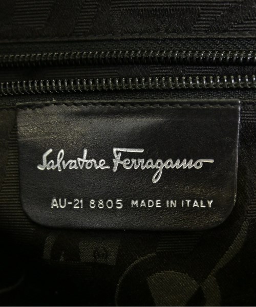 Salvatore Ferragamo（サルバトーレフェラガモ）ショルダーバッグ 茶 サイズ:- レディース/2200724273058
