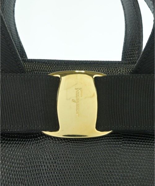 Salvatore Ferragamo（サルバトーレフェラガモ）ショルダーバッグ 黒 サイズ:- レディース/2200724273072