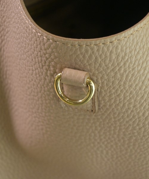 Salvatore Ferragamo（サルバトーレフェラガモ）ハンドバッグ ベージュ サイズ:- レディース/2200724273133
