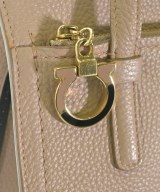 Salvatore Ferragamo（サルバトーレフェラガモ）ハンドバッグ ベージュ サイズ:- レディース/2200724273133