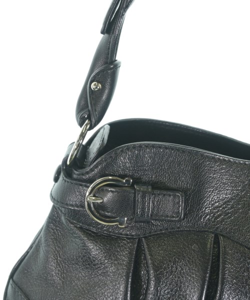 Salvatore Ferragamo（サルバトーレフェラガモ）ショルダーバッグ 黒 サイズ:- レディース/2200724273218