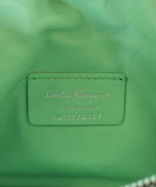 Salvatore Ferragamo（サルバトーレフェラガモ）ショルダーバッグ 緑 サイズ:- レディース/2200724273317