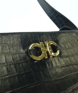 Salvatore Ferragamo（サルバトーレフェラガモ）ショルダーバッグ 黒 サイズ:- レディース/2200724273348