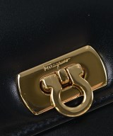 Salvatore Ferragamo（サルバトーレフェラガモ）ポーチ 黒 サイズ:- レディース/2200724274826