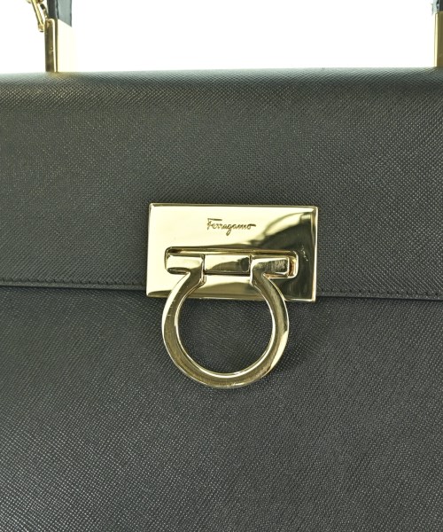 Salvatore Ferragamo（サルバトーレフェラガモ）ハンドバッグ 黒 サイズ:- レディース/2200724352838