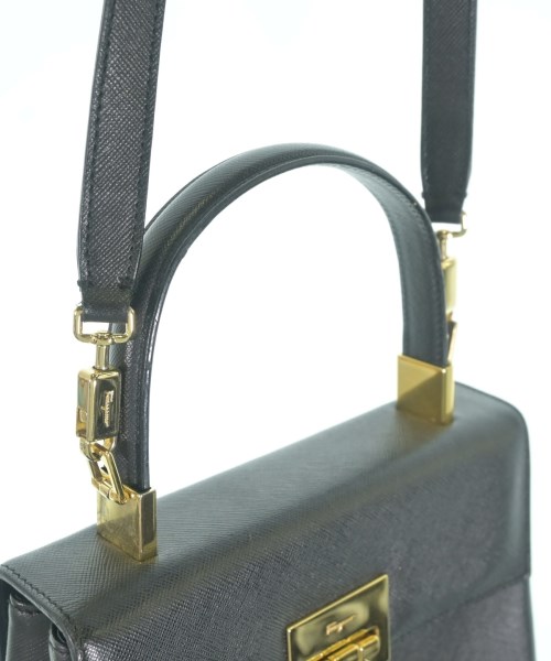 Salvatore Ferragamo（サルバトーレフェラガモ）ショルダーバッグ 黒 サイズ:- レディース/2200724353279