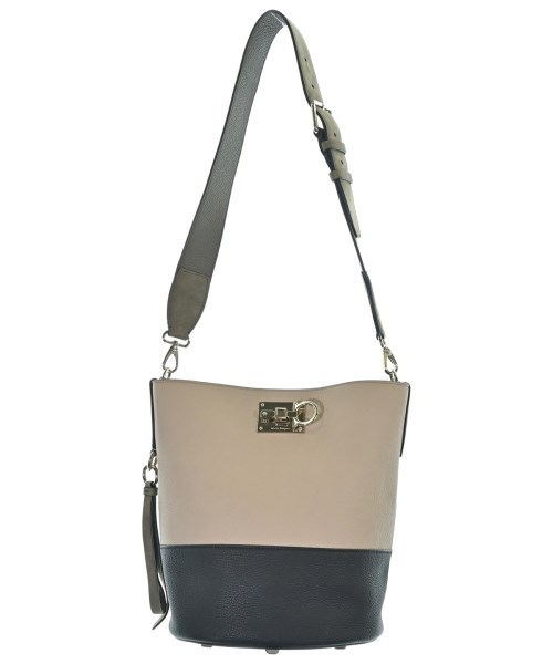 Salvatore Ferragamo（サルバトーレフェラガモ）ショルダーバッグ ピンク サイズ:- レディース/2200726855207
