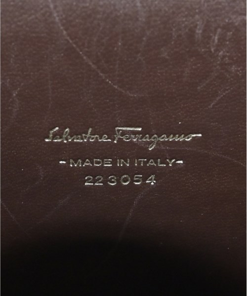 Salvatore Ferragamo（サルバトーレフェラガモ）ショルダーバッグ 茶 サイズ:- レディース/2200726855412