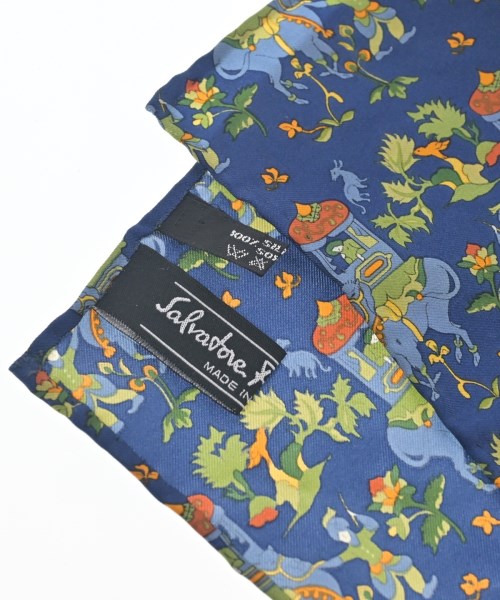 Salvatore Ferragamo（サルバトーレフェラガモ）小物類（その他） 紺 サイズ:- レディース/2200683231410