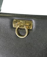 Salvatore Ferragamo（サルバトーレフェラガモ）ショルダーバッグ 黒 サイズ:- レディース/2200685030974