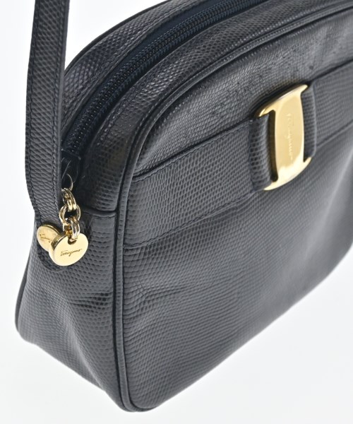 Salvatore Ferragamo（サルバトーレフェラガモ）ショルダーバッグ 黒 サイズ:- レディース/2200688822361
