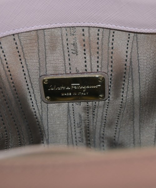 Salvatore Ferragamo（サルバトーレフェラガモ）ハンドバッグ 茶 サイズ:- レディース/2200688997441