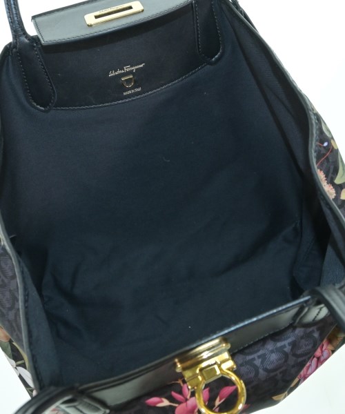 Salvatore Ferragamo（サルバトーレフェラガモ）トートバッグ 黒 サイズ:- レディース/2200688997458